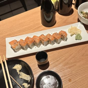 Taisho - Sushi Bars Near Me - Sherman Oaks, California