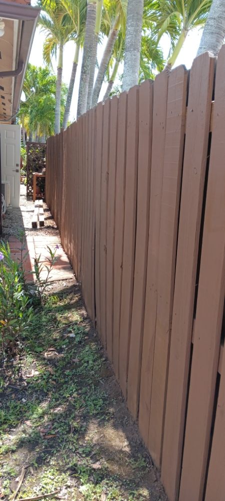 Slide of Deras Roofing & Remodelacio