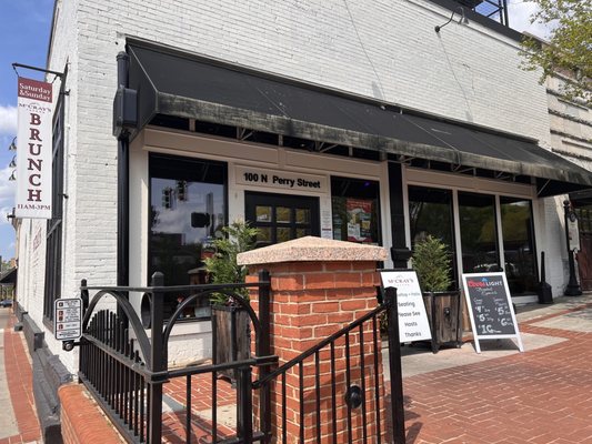 McCray's Tavern by null