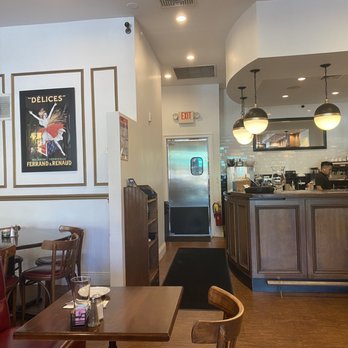 Brasserie - French Near Me - Tenafly, New Jersey