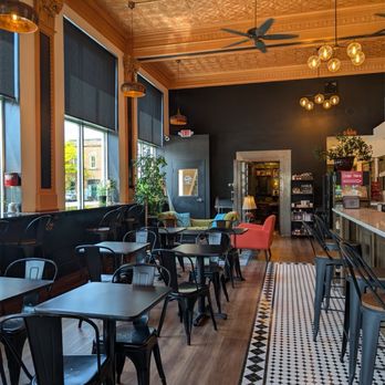 Mains Treat Coffeehouse - Coffee & Tea Near Me - Romeo, Michigan Mains Treat Coffeehouse - Coffee & Tea Near Me - Romeo, Michigan