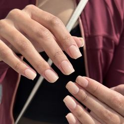 Nightingale Nails