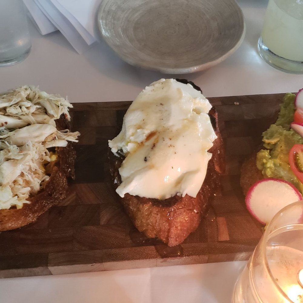 Copperhill - Thick cut Italian bread with crab, cheese and lettuce mix. - New American Near Me - Williston Park, New York Copperhill - Thick cut Italian bread with crab, cheese and lettuce mix. - New American Near Me - Williston Park, New York