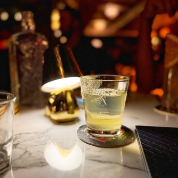 Madame George - Sunset stoop - Cocktail Bars Near Me - New York, New York Madame George - Sunset stoop - Cocktail Bars Near Me - New York, New York