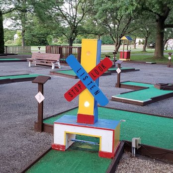 Vintage Drive In Theatre - Putt putt - Cinema Near Me - Avon, New York Vintage Drive In Theatre - Putt putt - Cinema Near Me - Avon, New York