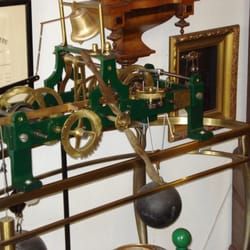 Once Upon A Tyme - Wow, a classic clock!
