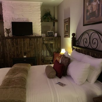 Sheldon St Lodge - Cozy bedroom - Hotels Near Me - Prescott, Arizona