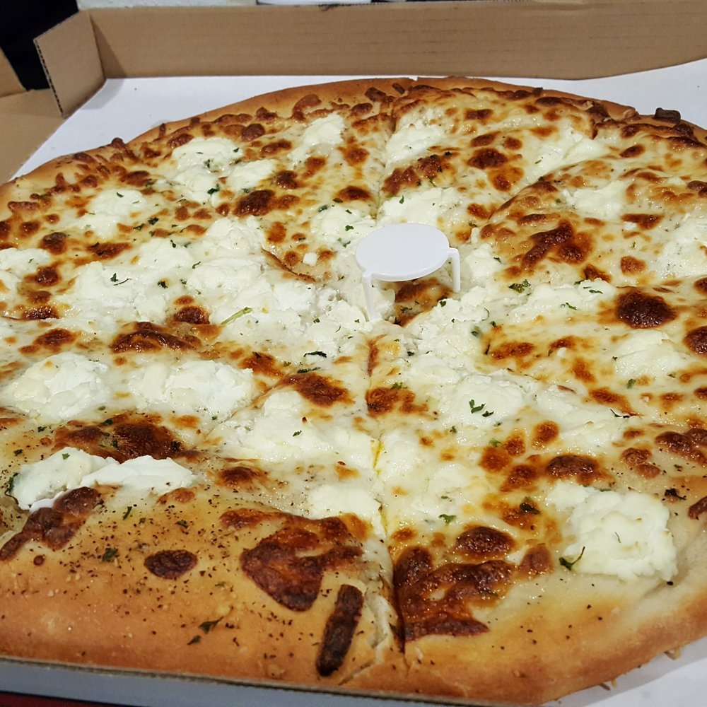 Carlo's Pizza House - White Pizza. It was decent. Kind of bland. - Pizza Near Me - Downey, California Carlo's Pizza House - White Pizza. It was decent. Kind of bland. - Pizza Near Me - Downey, California