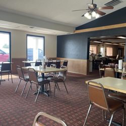 Grandpa's Southern Bar-B-Q - No ones here at 1Pm