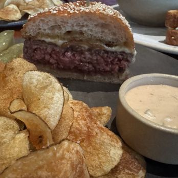 Gramercy Tavern - Tavern burger ($35) - New American Near Me - New York, New York Gramercy Tavern - Tavern burger ($35) - New American Near Me - New York, New York