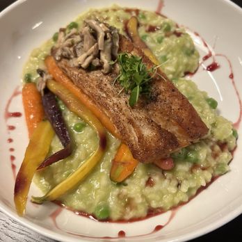 The Carlin - Mahi Mahi - Hotels Near Me - Breckenridge, Colorado The Carlin - Mahi Mahi - Hotels Near Me - Breckenridge, Colorado