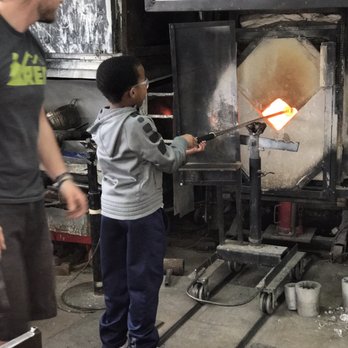 Prairie Dog Glass - My 8 yr old son making a glass Chili pepper. - Glass Blowing Near Me - Santa Fe, New Mexico Prairie Dog Glass - My 8 yr old son making a glass Chili pepper. - Glass Blowing Near Me - Santa Fe, New Mexico