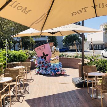 Molly Tea - Front Patio (outside seating) - Bubble Tea Near Me - San Gabriel, California Molly Tea - Front Patio (outside seating) - Bubble Tea Near Me - San Gabriel, California