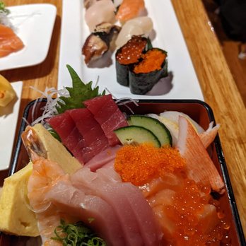 Ebisu - Chirashi and Nigiri Combo - Sushi Bars Near Me - San Francisco, California Ebisu - Chirashi and Nigiri Combo - Sushi Bars Near Me - San Francisco, California