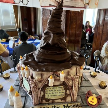 Cake Artist Cafe - Custom Cakes Near Me - Cranford, New Jersey