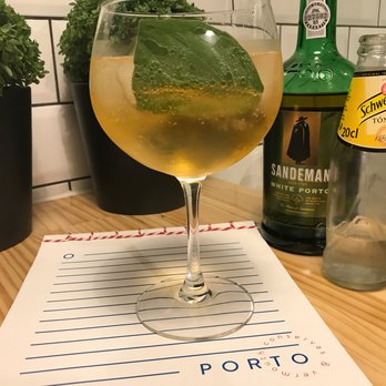 Oporto - Oporto-Tonic - Vermouth Bars Near Me - Alicante, A Oporto - Oporto-Tonic - Vermouth Bars Near Me - Alicante, A
