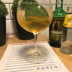 Oporto - Oporto-Tonic