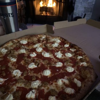 Vintage Pizza - Sausage & Ricotta Pizza - Pizza Near Me - Manchester, New Hampshire Vintage Pizza - Sausage & Ricotta Pizza - Pizza Near Me - Manchester, New Hampshire