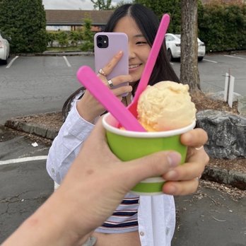 Kwality Ice Cream - Mango, Pista - Ice Cream & Frozen Yogurt Near Me - Bellevue, Washington