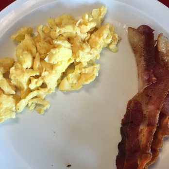 Charlie's Diner - Scrambled eggs and bacon - Diners Near Me - Jacksonville, Florida