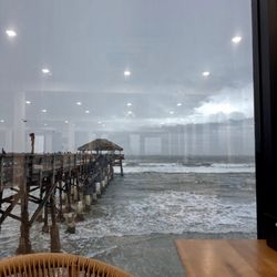 Pier 62 Oceanfront Restaurant & Bar