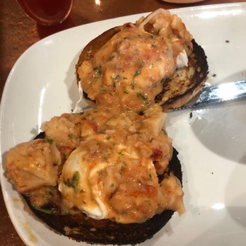Another Broken Egg Cafe - Lobster benedict - Breakfast & Brunch Near Me - Nashville, Tennessee