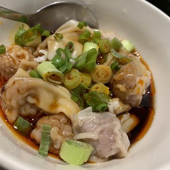 Dinesty Dumpling House - Spicy and sour won tons - Chinese Near Me - Vancouver, British Columbia Dinesty Dumpling House - Spicy and sour won tons - Chinese Near Me - Vancouver, British Columbia