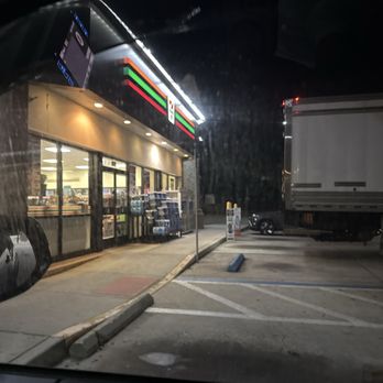 7-Eleven - Time is 1:57 - Convenience Stores Near Me - Apopka, Florida