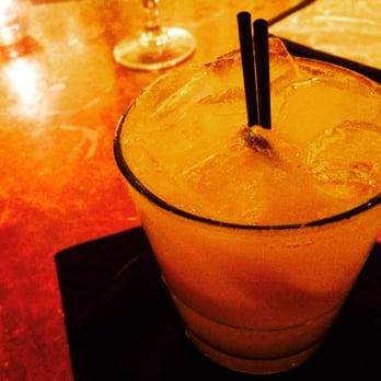 AMBAR Restaurant, Capitol Hill - Sweet and subtle taste of mango lemonade actually fresh a long work day! - Modern European Near Me - Washington, DC, District of Columbia