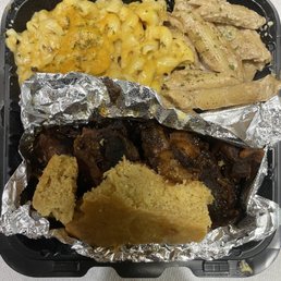 Ez Eats Mac & Cheese, OXTAILS (Special), Rasta Pasta, Honey Brown Butter Cornbread