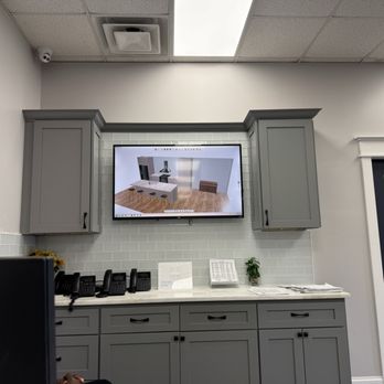 Builders Surplus - Alpharetta - De'Rell designed this lovely kitchen for us! - Building Supplies Near Me - Alpharetta, Georgia