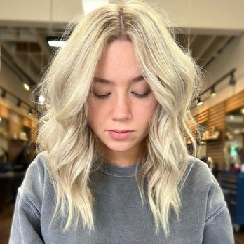 Kiwi Blue Salon - Hair by Destiny - Waxing Near Me - Boise, Idaho Kiwi Blue Salon - Hair by Destiny - Waxing Near Me - Boise, Idaho