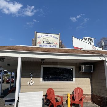 Lobster Boat Restaurant - Seafood Near Me - Merrimack, New Hampshire