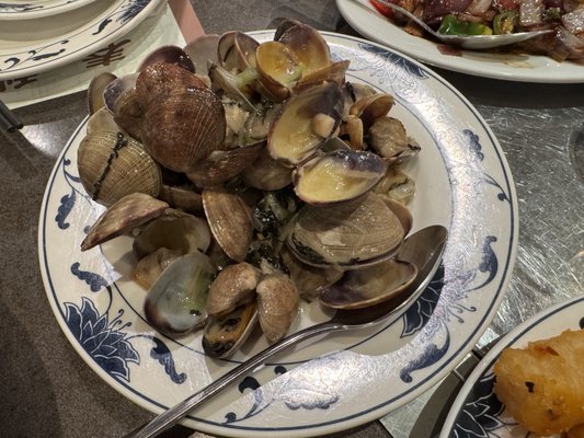 Landmark Hotpot House by null