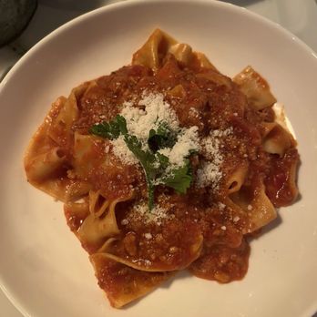 Ristorante Il Melograno - Pappardelle al Ragout di Salsiccia - Italian Near Me - New York, New York Ristorante Il Melograno - Pappardelle al Ragout di Salsiccia - Italian Near Me - New York, New York