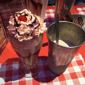 JB's American Diner - Lots of alcoholic milkshake! - American Near Me - Brighton, BNH