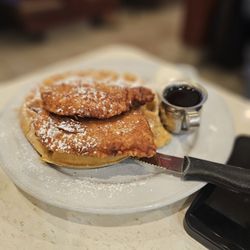 Yankee Clipper Diner - Chicken & waffles