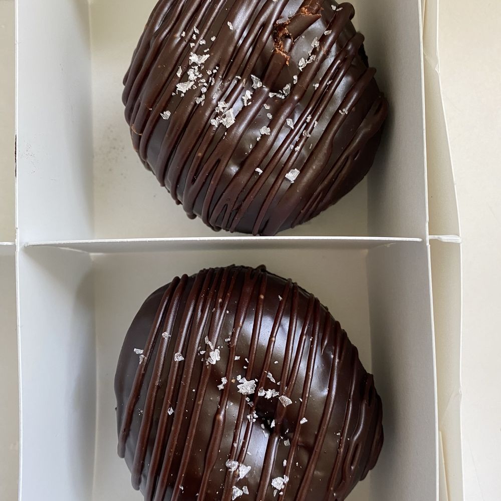 Beacon Doughnuts - Donuts Near Me - Chicago, Illinois