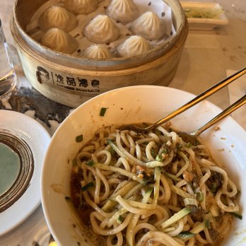 Supreme Dumplings - pork dumplings and tan tan noodles - Shanghainese Near Me - Bellevue, Washington Supreme Dumplings - pork dumplings and tan tan noodles - Shanghainese Near Me - Bellevue, Washington