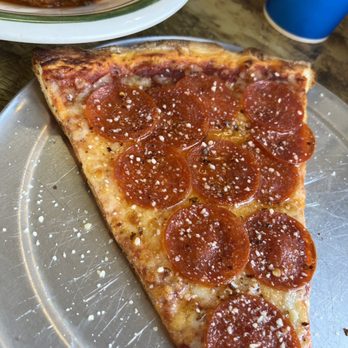 Garden Pizza - Pepperoni pizza - Pizza Near Me - Goodyear, Arizona