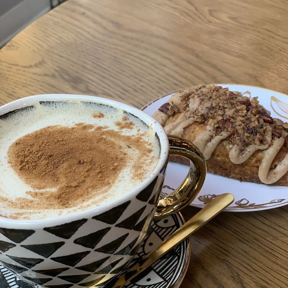 Cuples Tea House - Sweet potato scone & Chai Latte - Tea Rooms Near Me - Baltimore, Maryland