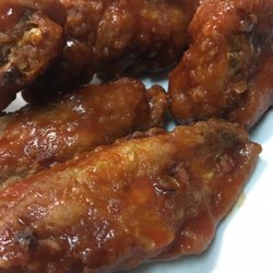 Southcote 53 Tap & Grill - Our delicious wings served classic or breaded