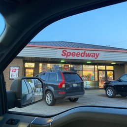 Exterior photo of Speedway - Louisville, Kentucky Exterior photo of Speedway - Louisville, Kentucky