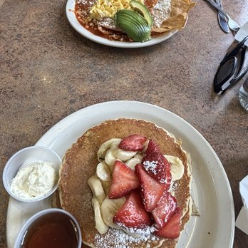 Pancake Cottage - Both our plates - Breakfast & Brunch Near Me - Avalon, California