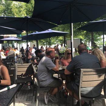 Harry Caray's - Sports Bars Near Me - Chicago, Illinois