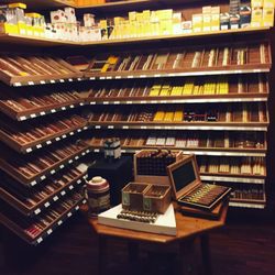 Vuelta Abajo Social Club - Humidor