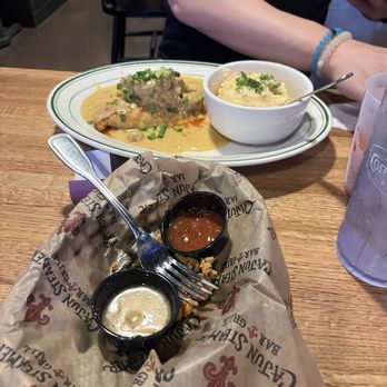 Cajun Steamer Bar & Grill - Redfish - Cajun/Creole Near Me - Franklin, Tennessee