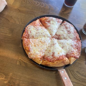 Chauncey's Pizza & Bar - Cheese pizza - Pizza Near Me - Solana Beach, California Chauncey's Pizza & Bar - Cheese pizza - Pizza Near Me - Solana Beach, California