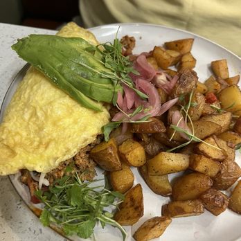 Almuerzo Café - Omelet - Breakfast & Brunch Near Me - Tustin, California
