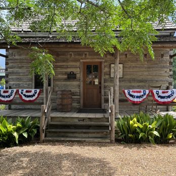 Root House - Manning cabin (gift shop and tickets) - Museums Near Me - Marietta, Georgia Root House - Manning cabin (gift shop and tickets) - Museums Near Me - Marietta, Georgia